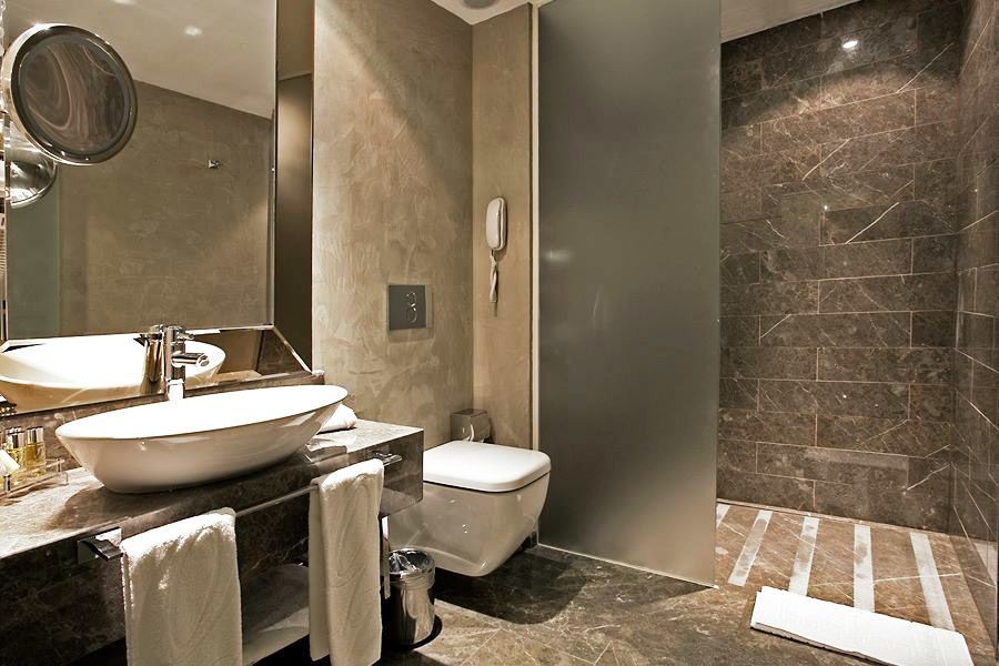 Banyo Dekorasyonunda En Önemli 3 Değişim!