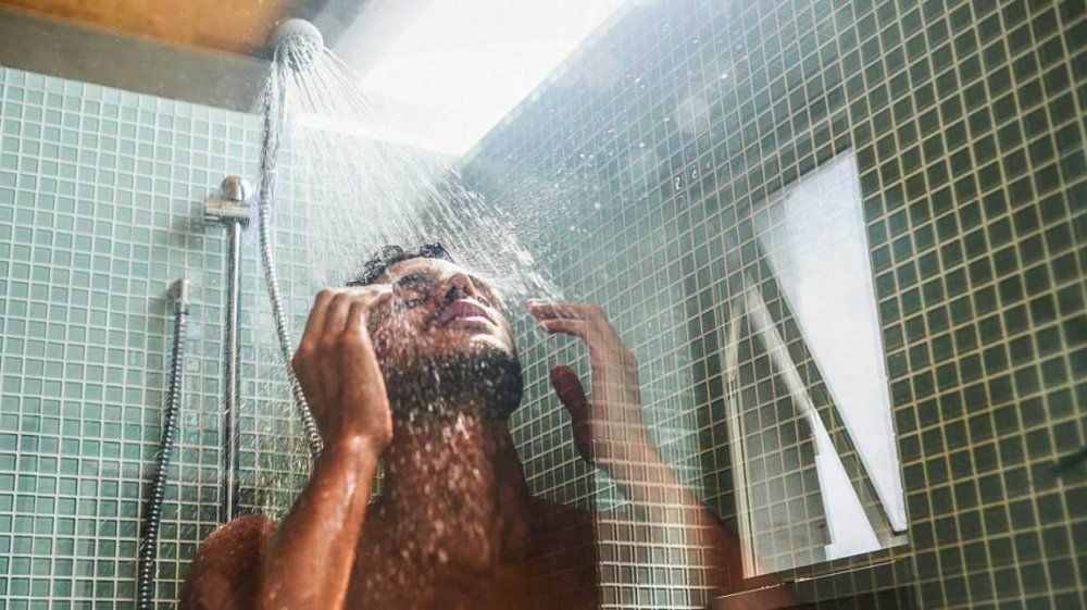 Sıcaklarda Banyo Yaparken Su Sıcaklığı Ne Olmalıdır?